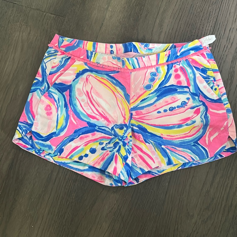 Lily Pulitzer shorts 🌺 NWT size 2